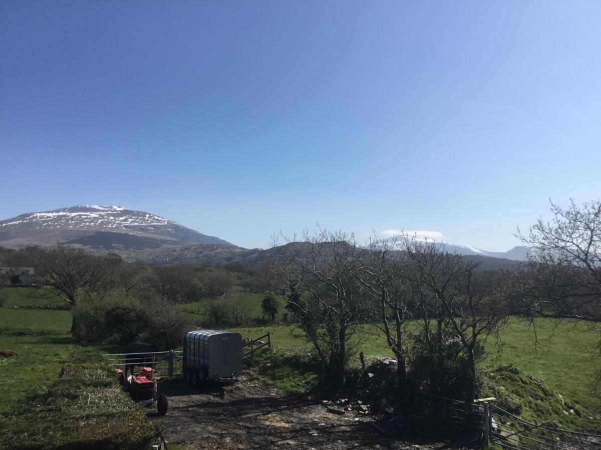 Villa Tyddyn Perthi Farm à Llanberis Extérieur photo